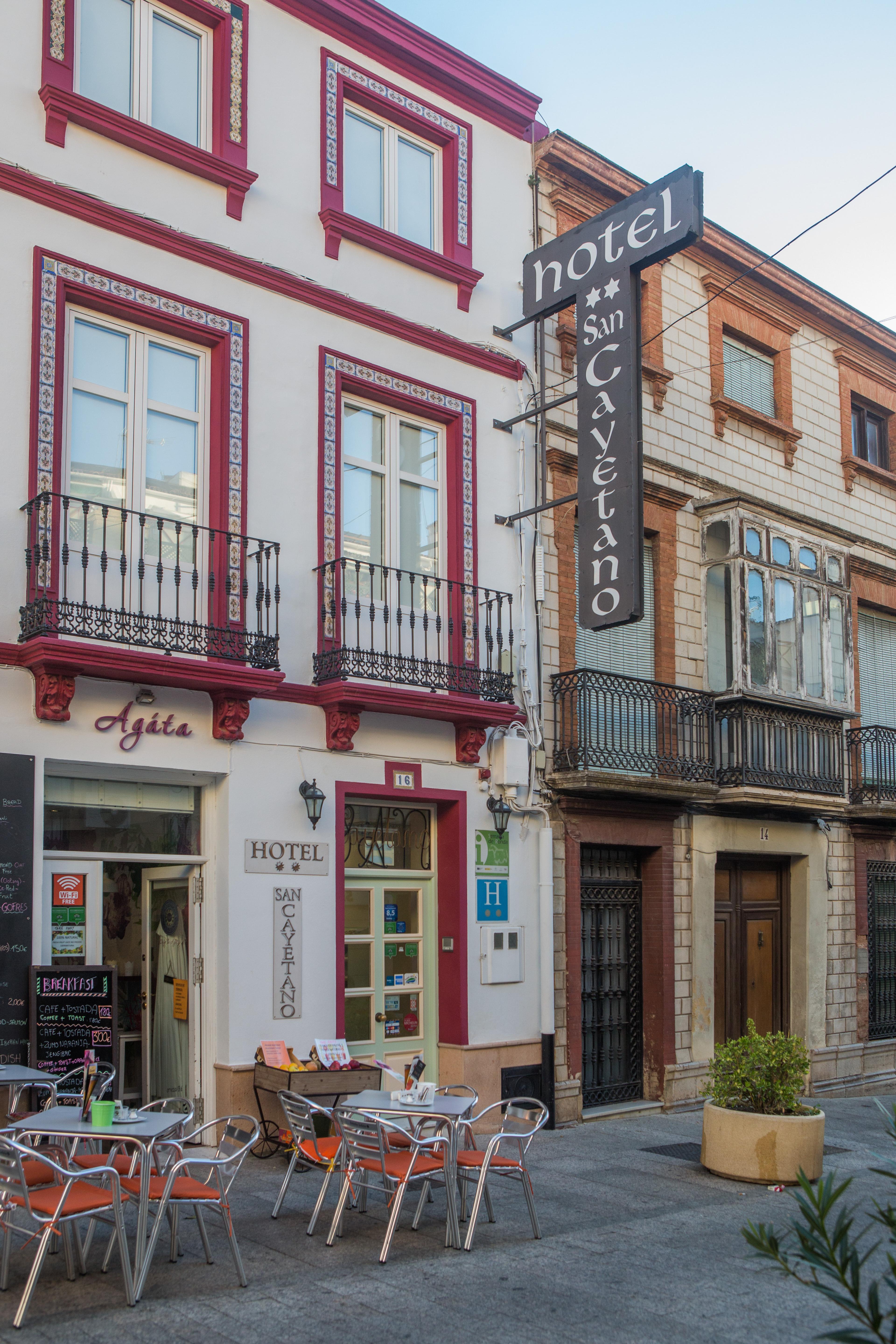 Hostal San Cayetano Ronda Exterior photo